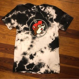 Black and White Tie Dye Buc-ee’s Tshirt